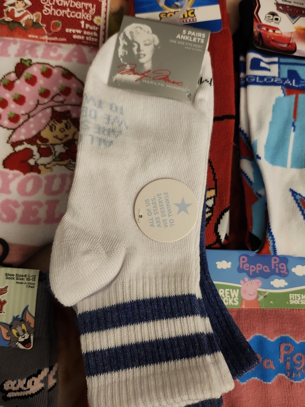 Assorted Character Crew Socks Pack - Multicolor - Picture 8 of 10